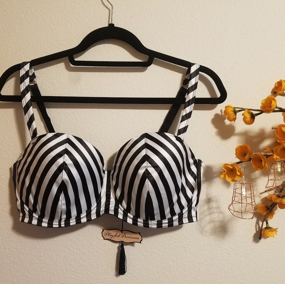 NWT Burlesque Striped Demi Bra